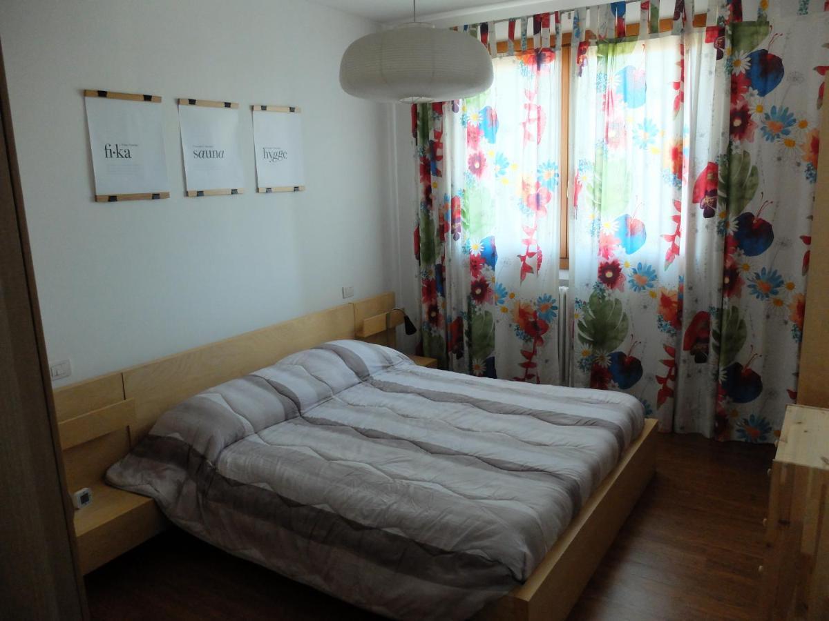 Apartmán Moderno Trilocale Laura Dalmine Exteriér fotografie